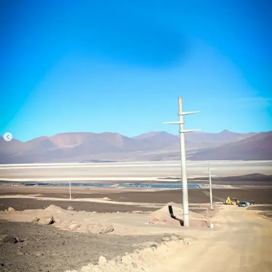 Instalación de Líneas de Media Tensión Aéreas en la Puna